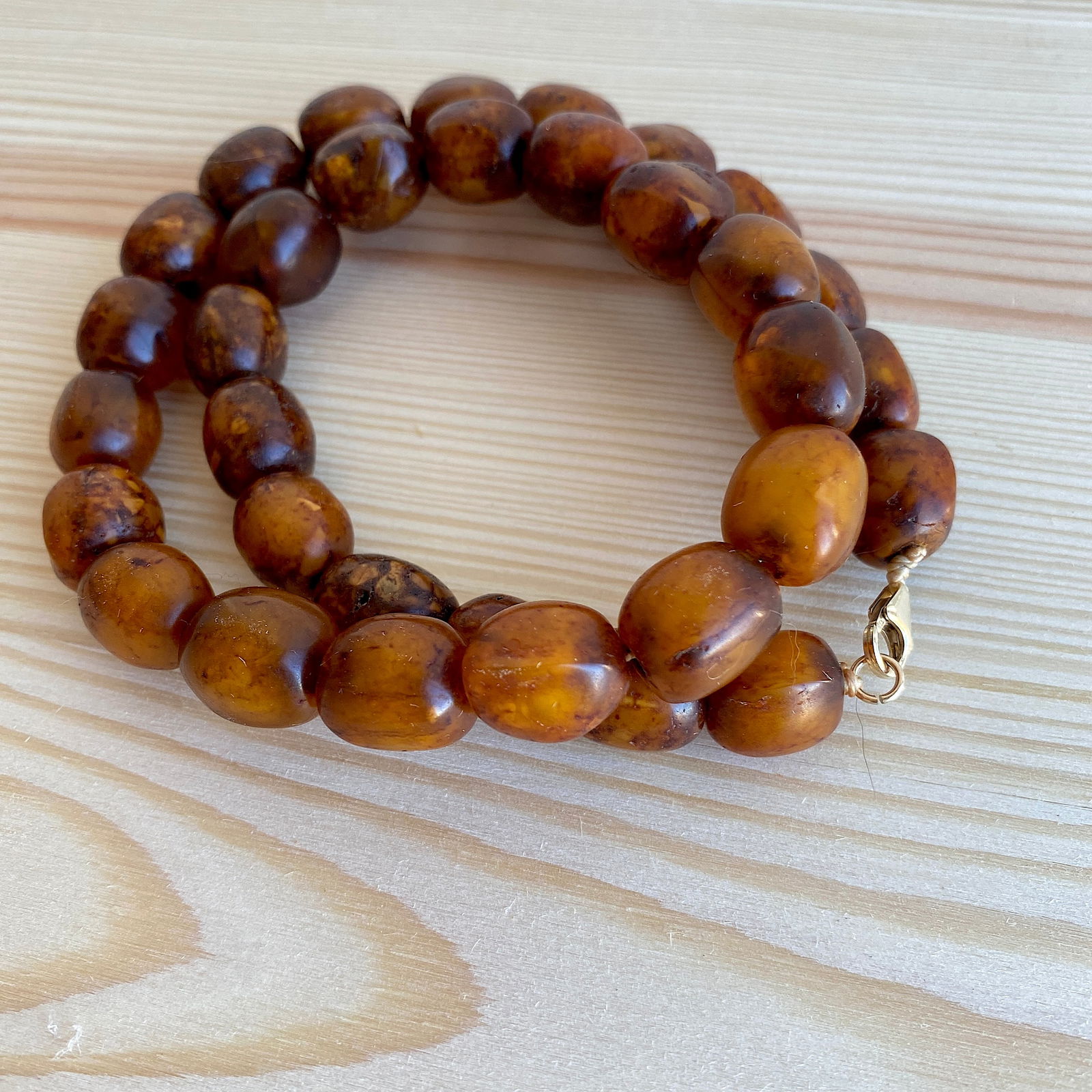 Magnificent Unique Antique Amber Necklace made from Barrel shaped Amber beads - 2