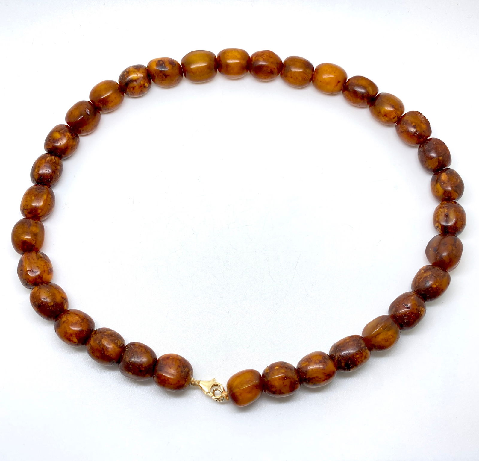 Magnificent Unique Antique Amber Necklace made from Barrel shaped Amber beads - 4