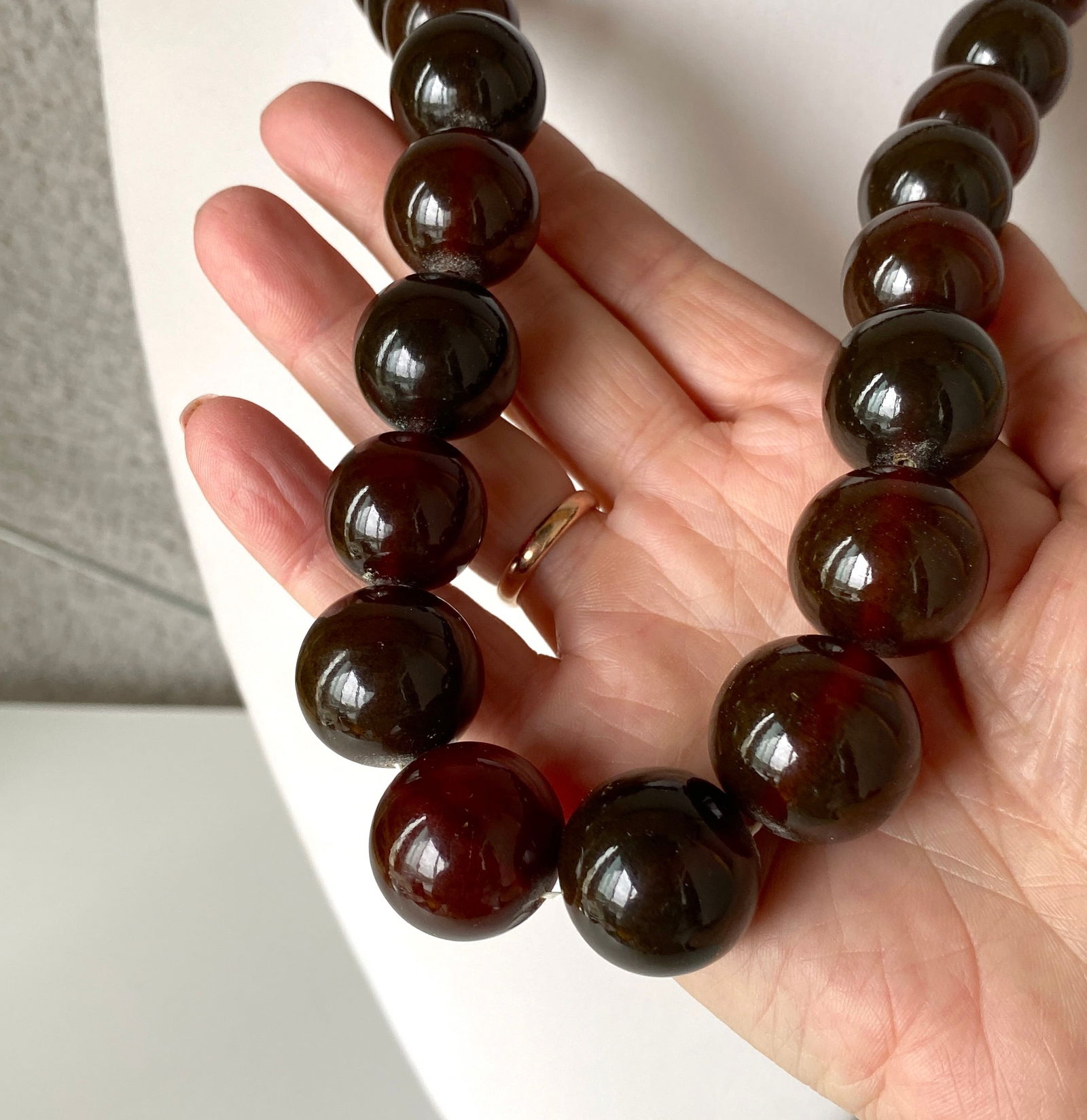 Stunning Unique Antique Amber Necklace made from Round Amber beads - 3