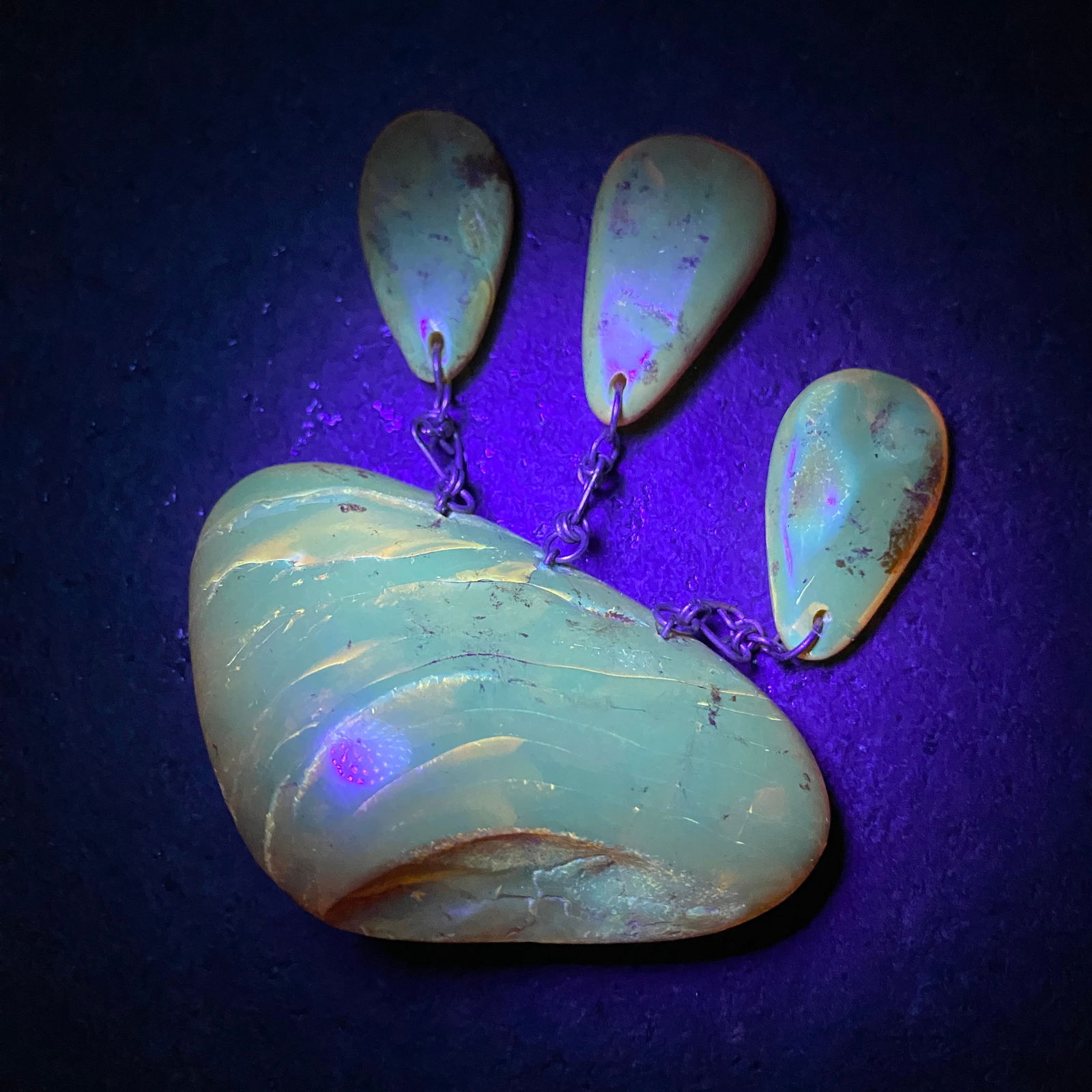 Outstanding Vintage Amber Brooch - 6