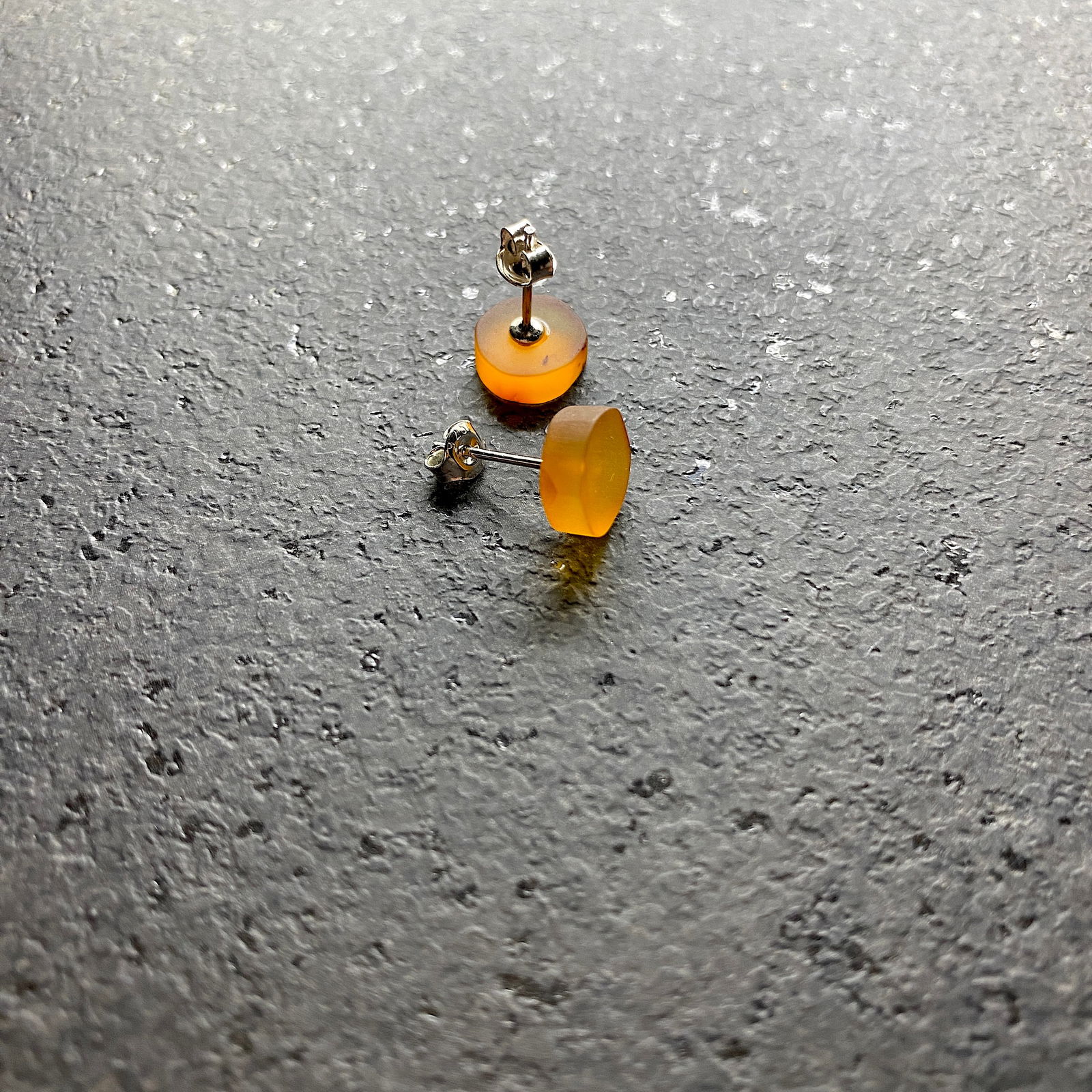 Fascinating Vintage Amber Earrings - 3