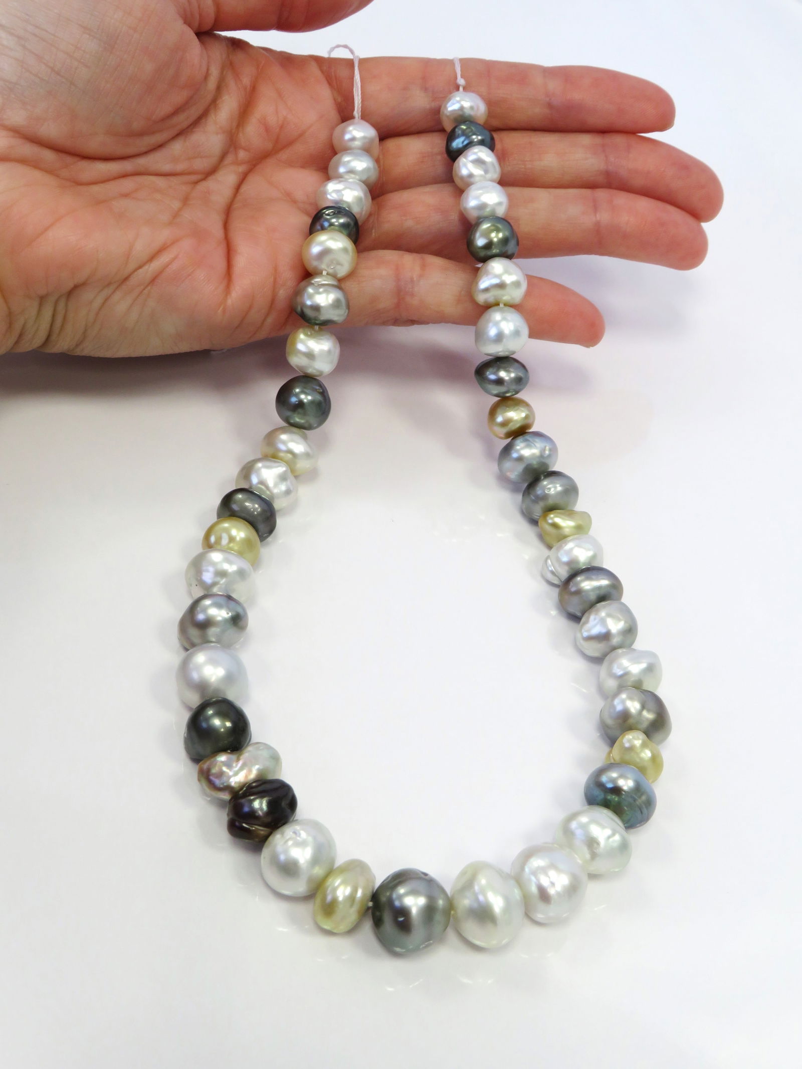 9-14mm Mix Button-Baroque Multi-Color Tahitian, White/Golden South Sea and Keshi Pearl Necklace - 3