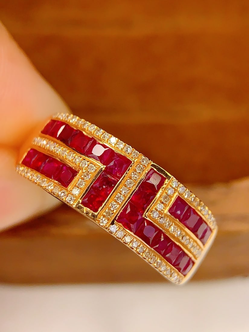 18k Natural Ruby Ring - 4