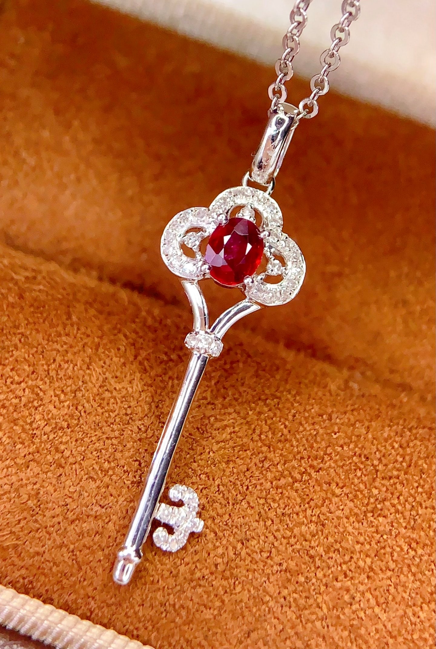 18k Natural Ruby Pendant - 4