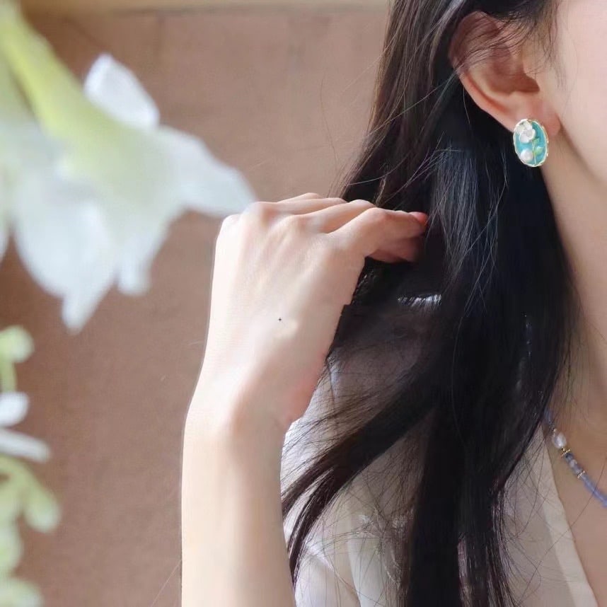 Natural freshwater pearl earrings - 6