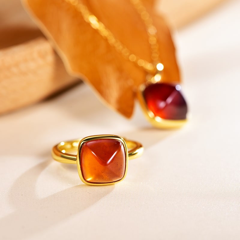 Sterling silver garnet sugar tower ring - 4