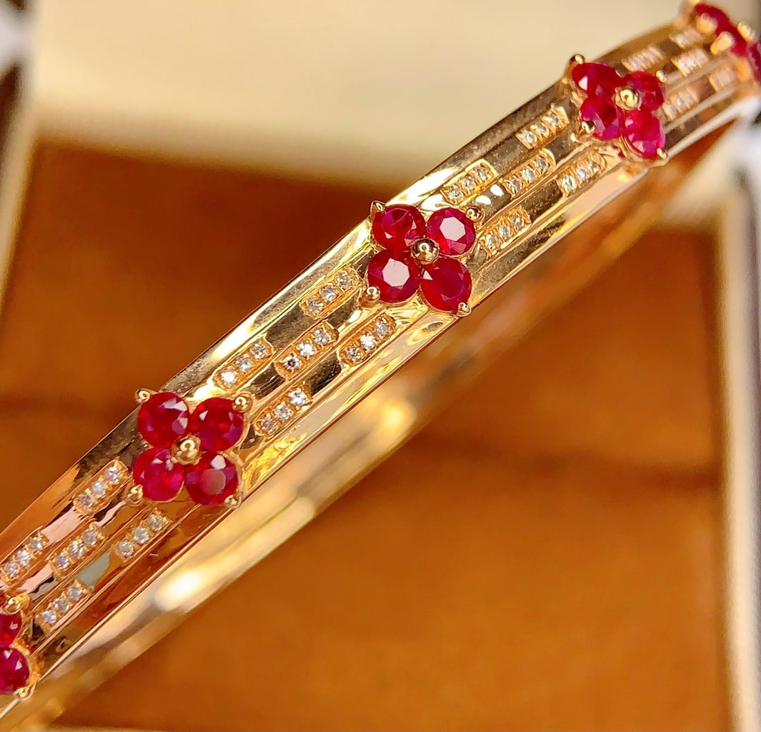 18k Natural Ruby Bracelet - 5