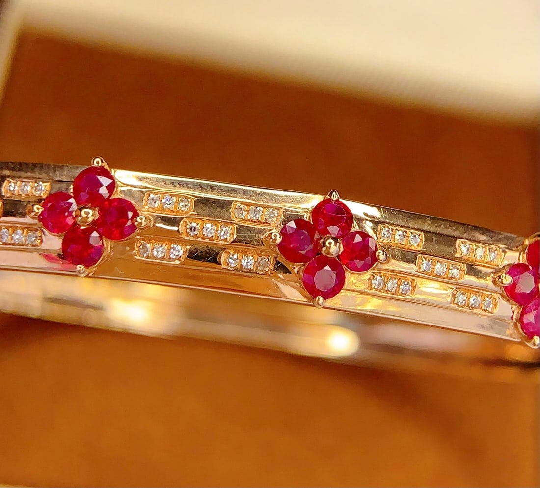18k Natural Ruby Bracelet - 6