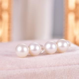 18K Freshwater Pearl Bubble Pearl Earrings: Title: 18K Freshwater Pearl Bubble Pearl Earrings Description: 18K Freshwater Pearl Bubble Earrings Pearl: 7.5-8mm/ Near Round with Minor Blemishes.Quantity: 1 pair Reserve: $100.00 Shipping: Domestic