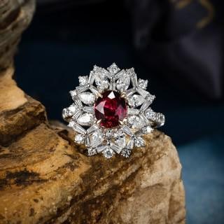 18K gold unheated pigeon blood red ruby ring: Title: 18K gold unheated pigeon blood red ruby ring Description: 18K gold unheated pigeon blood red ruby ring Ruby: 1.37ct / Side diamonds: 1.72ct / Total weight: 6.16g With GRS certificate, Mozambiqu