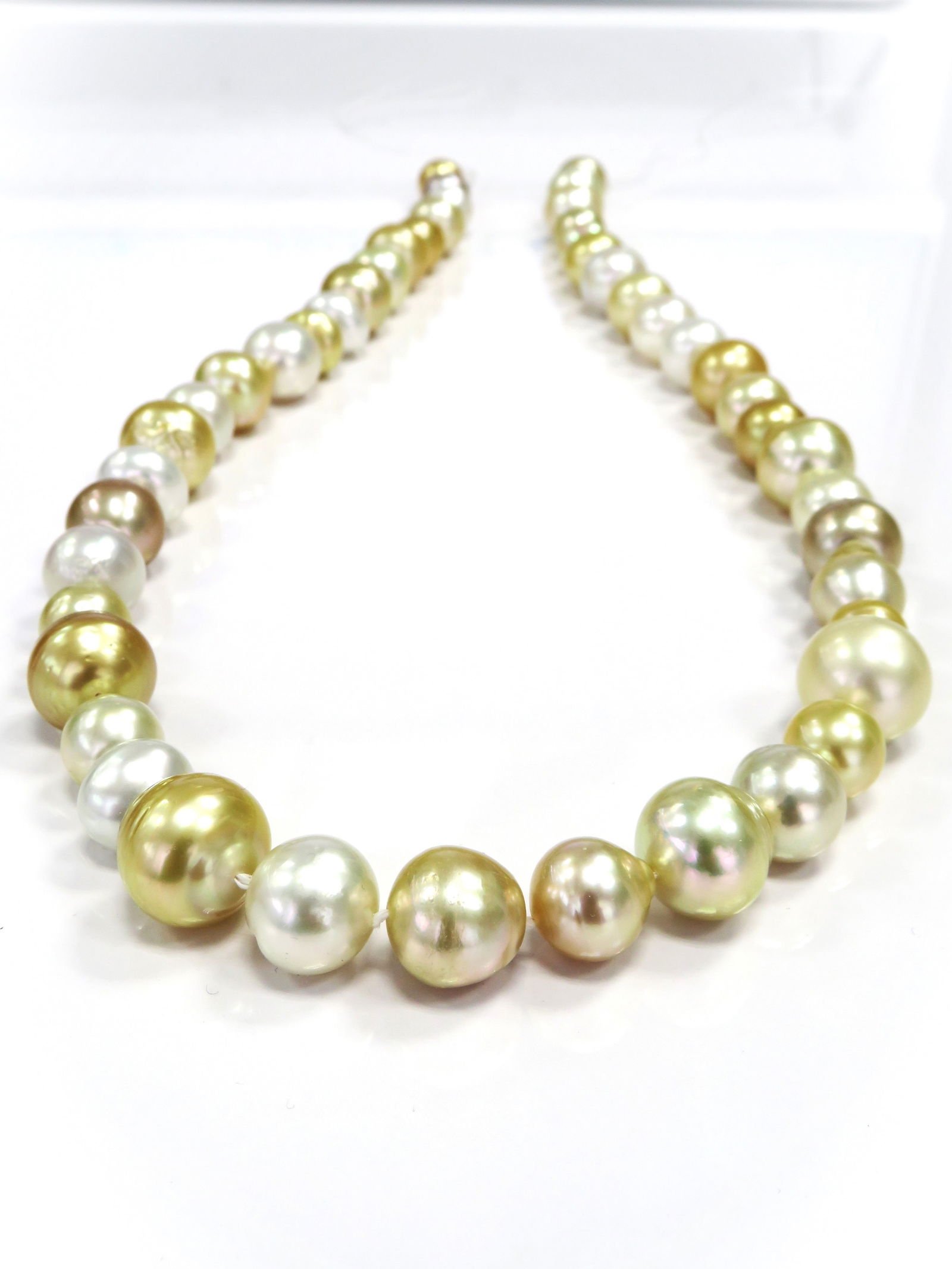 11-17mm Mix Shapes White and Golden South Sea Pearl Long Necklace Strand: Title:11-17mm Mix Shapes White and Golden South Sea Pearl Long Necklace Strand Description:A-AA Grade High luster, Mix White and Golden Drop-Button/Circle-Baroque, with minimal spots/blemishes, 47 pea
