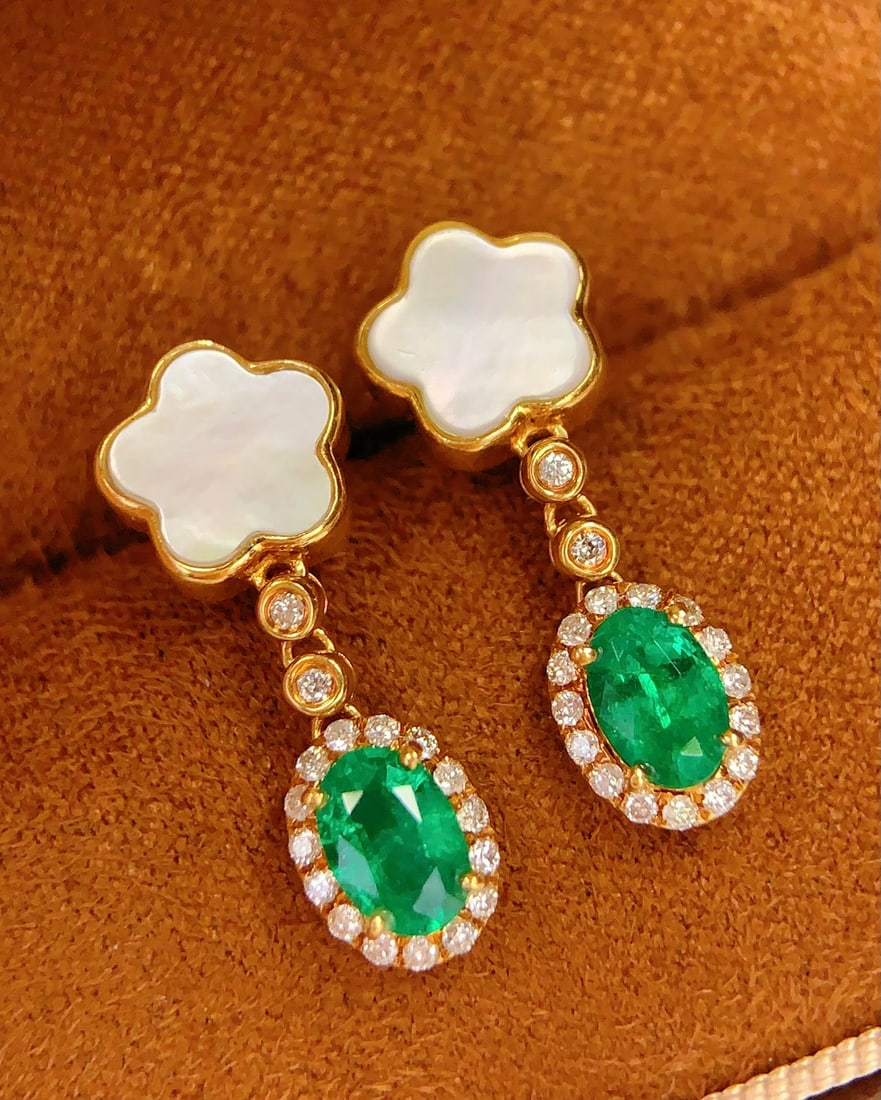 18K natural emerald earrings (1 of 6)