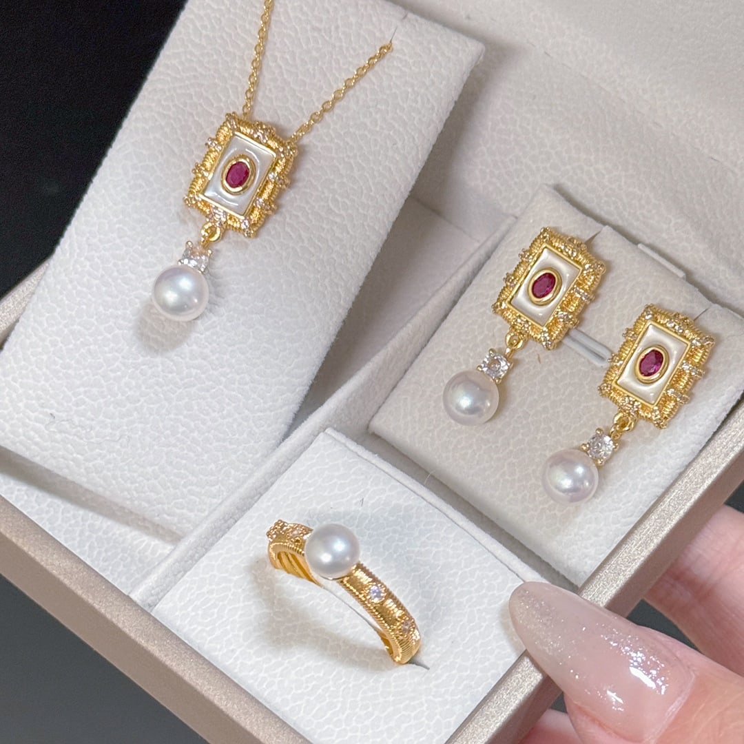 Natural Freshwater Pearl Set - 2