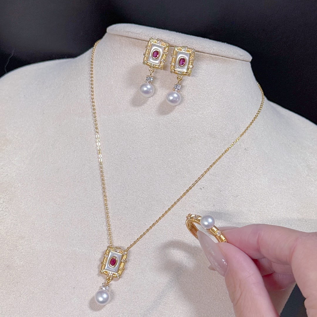 Natural Freshwater Pearl Set - 3