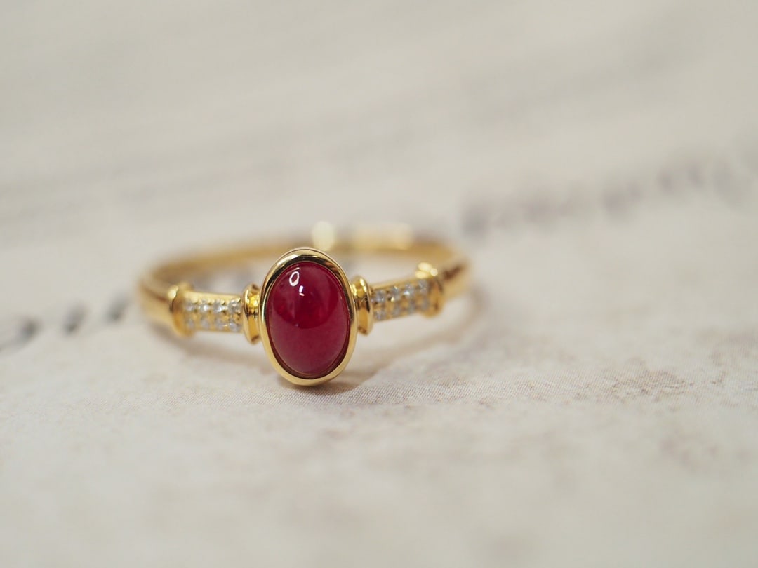 18K Diamond and Ruby Ring (1 of 9)