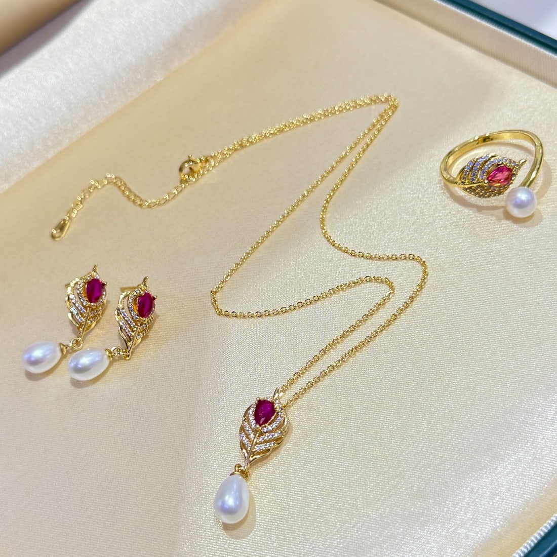 Red treasure feather pearl set 6-8mm natural pearls - 2