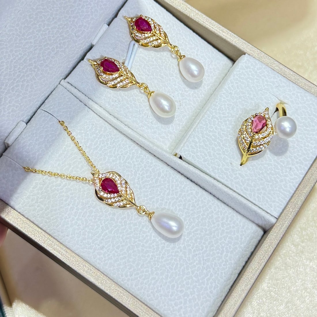 Red treasure feather pearl set 6-8mm natural pearls - 4