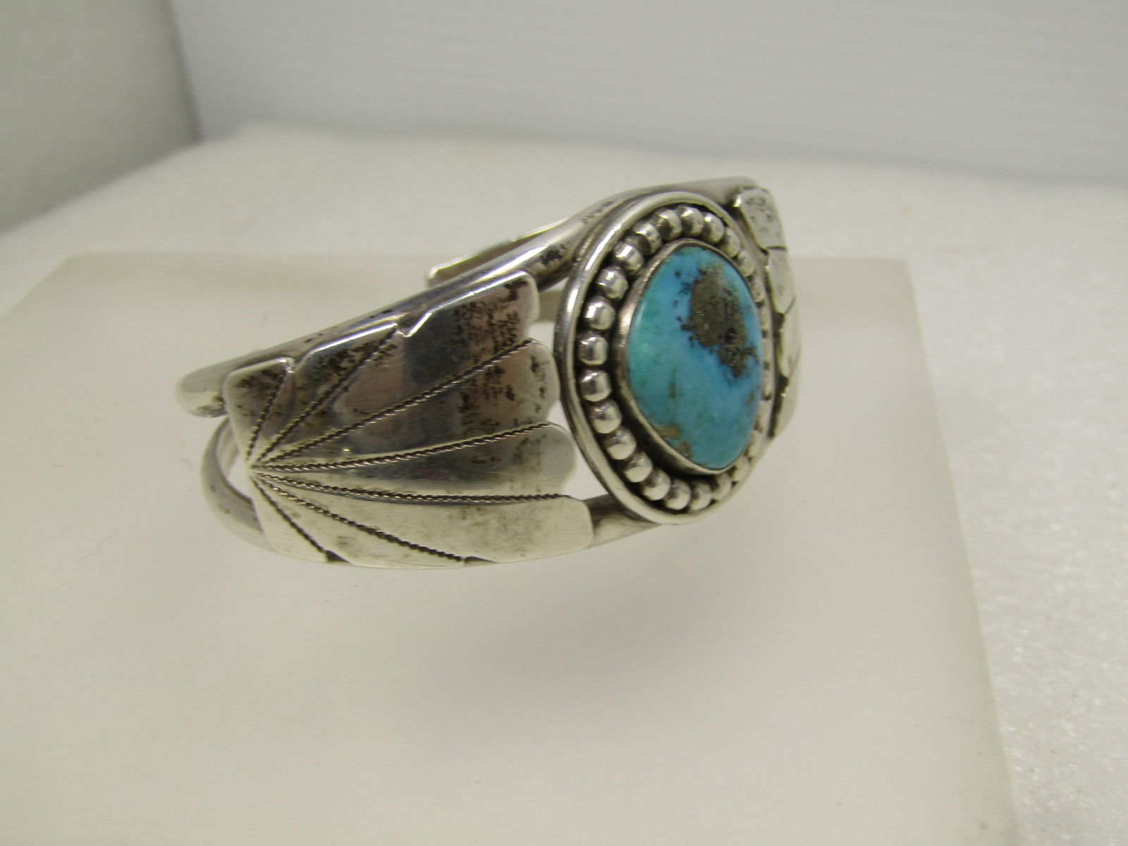 Vintage Sterling Southwestern/NavaJo Cuff Bracelet, Sz. 6, 1960's-1980's - 2