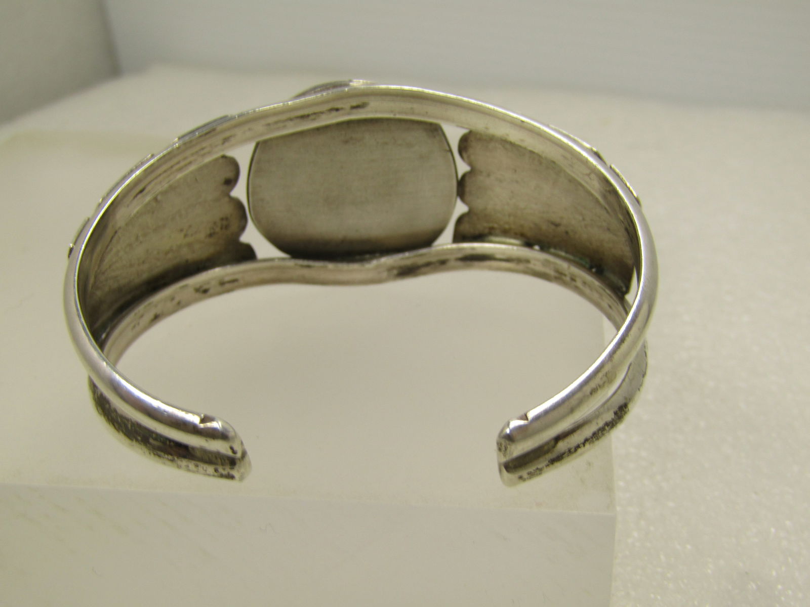 Vintage Sterling Southwestern/NavaJo Cuff Bracelet, Sz. 6, 1960's-1980's - 5