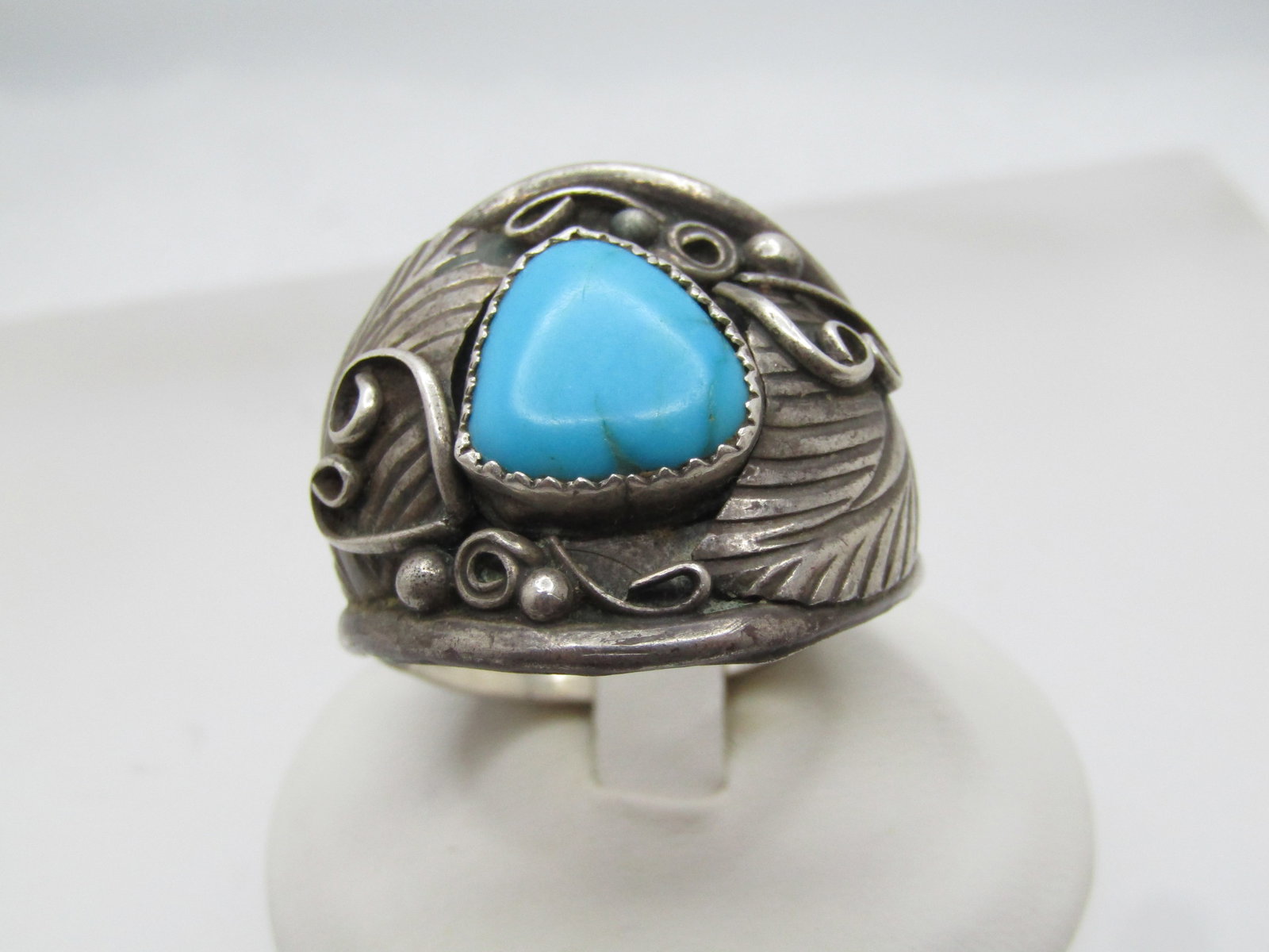Vintage Sterling Southwestern Turquoise Ring, Sz. 15 (1 of 7)