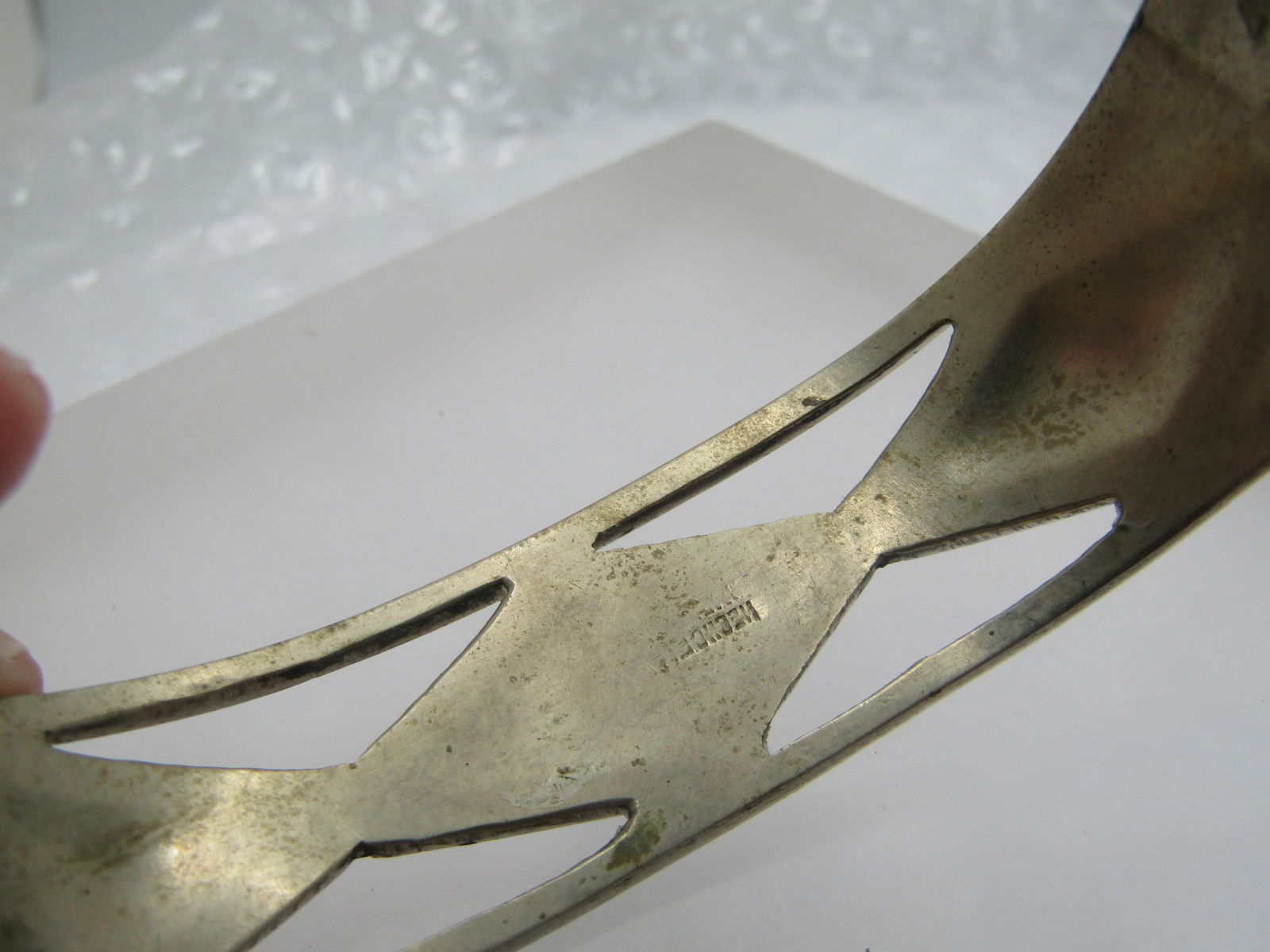 Vintage Inlaid Mother-of-Pearl and Abalone Geometric Cuff Bracelet, 6.5" - 5