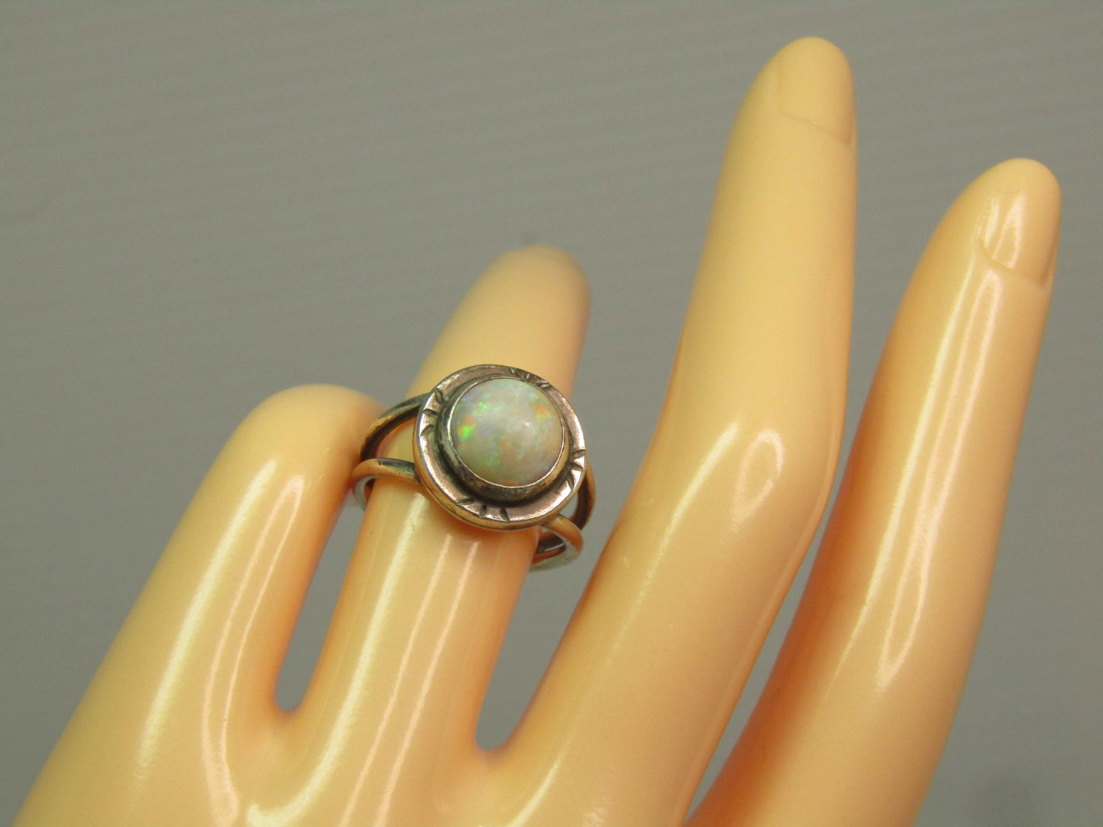Vintage Sterling Southwestern Opal ring, Sz. 6.5, 1970's - 7