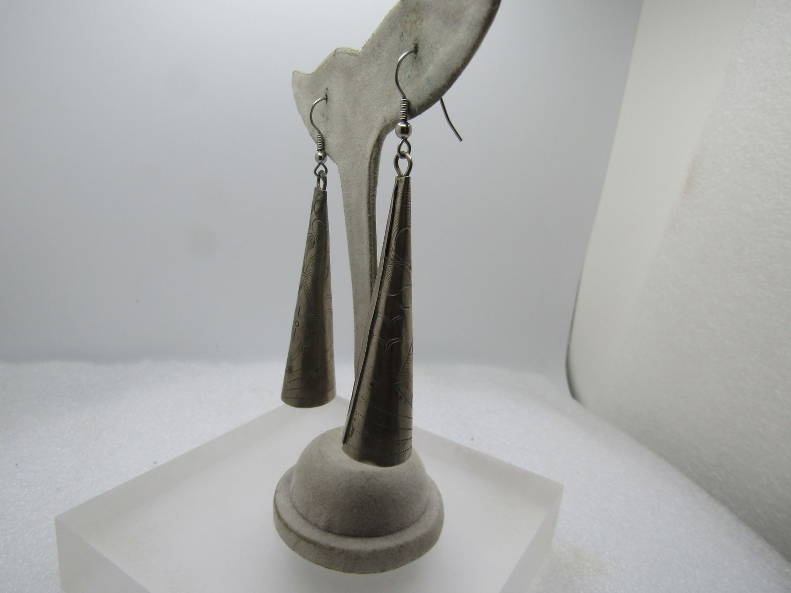 Vintage Conical Stamped/Engraved Southwestern Drop Earrings, 1960's-1970's - 2