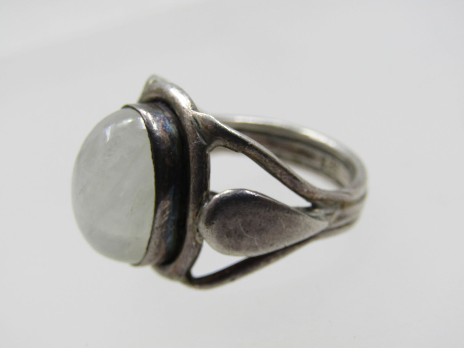 Vintage Sterling Moonstone Ring, Sz. 6, 1960's, Southwestern/Boho Vibe - 8