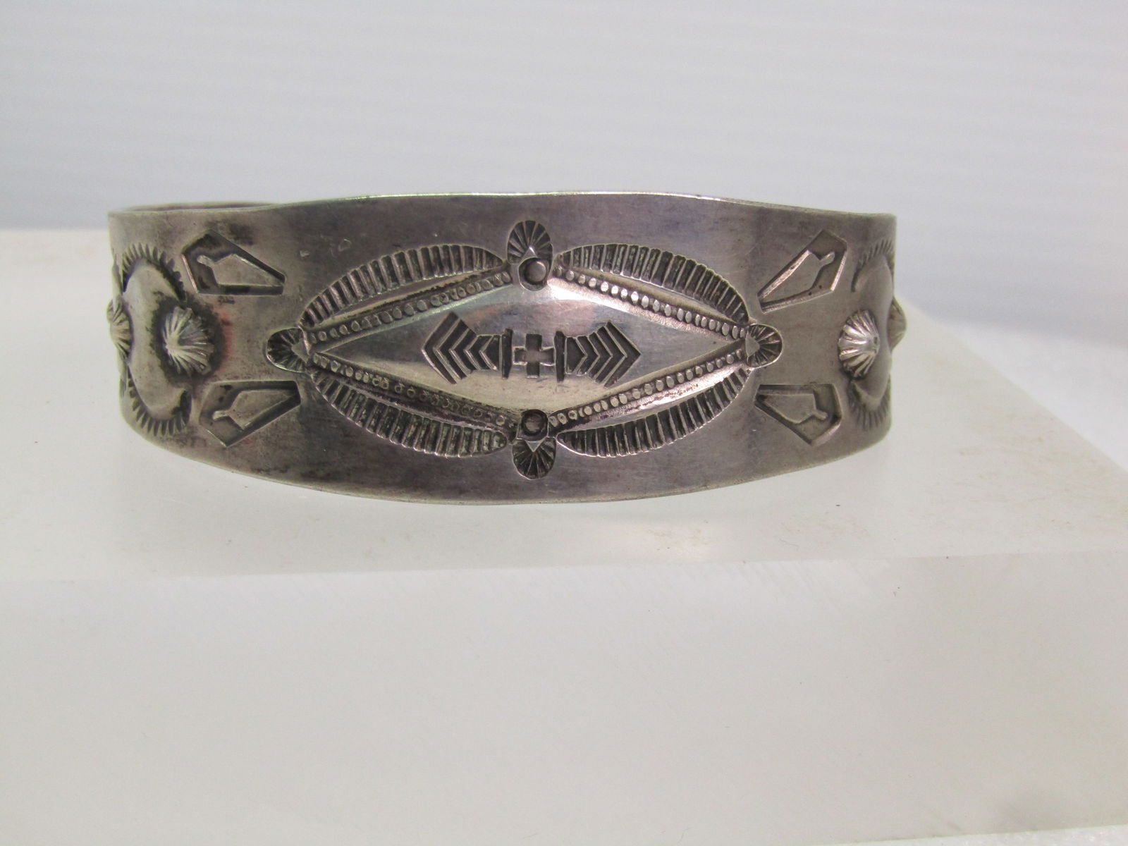 Vintage Sterling Southwestern Cuff Bracelet, 7", Unisex, 1960's-1980's (1 of 8)