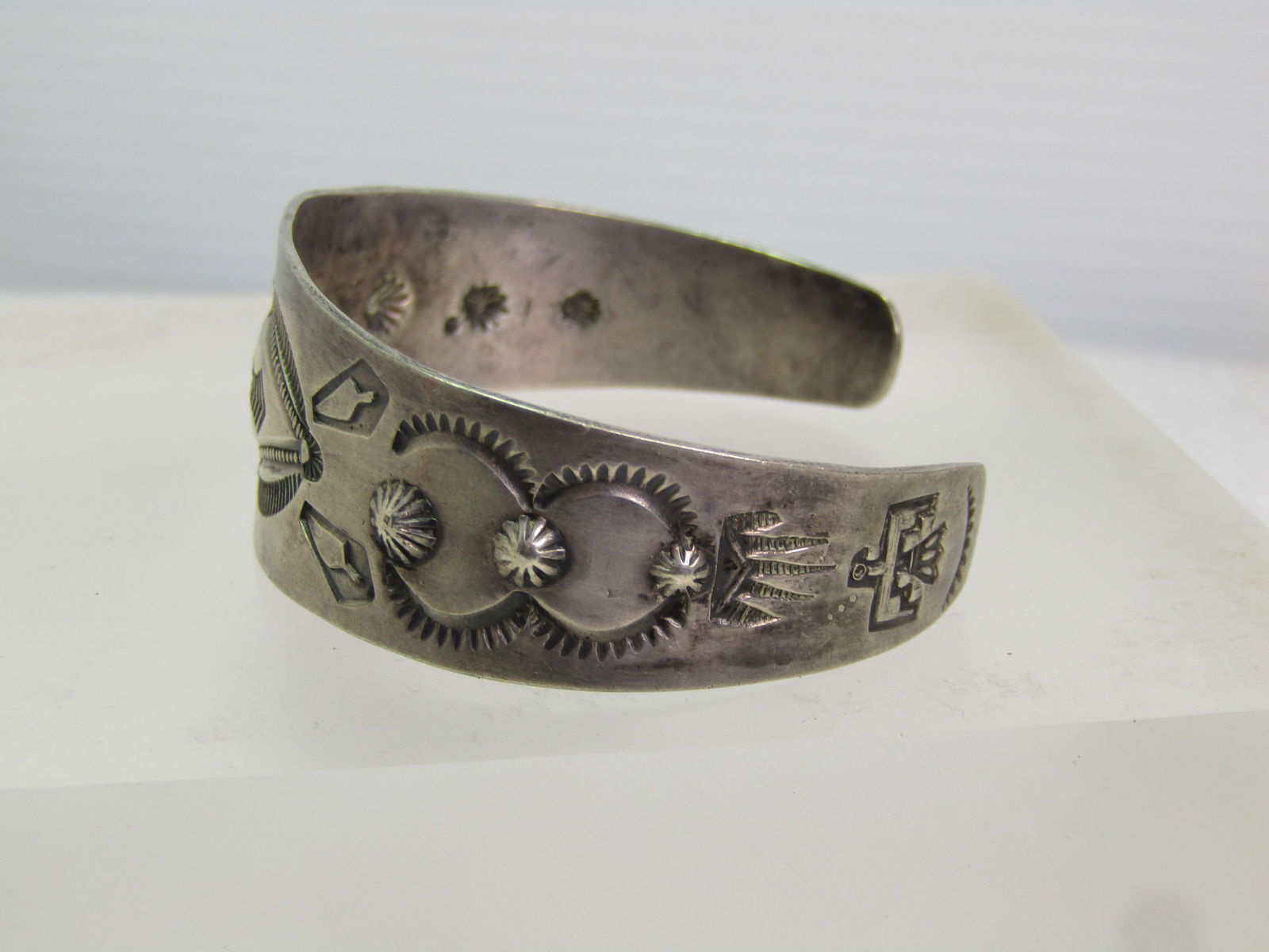 Vintage Sterling Southwestern Cuff Bracelet, 7", Unisex, 1960's-1980's - 3