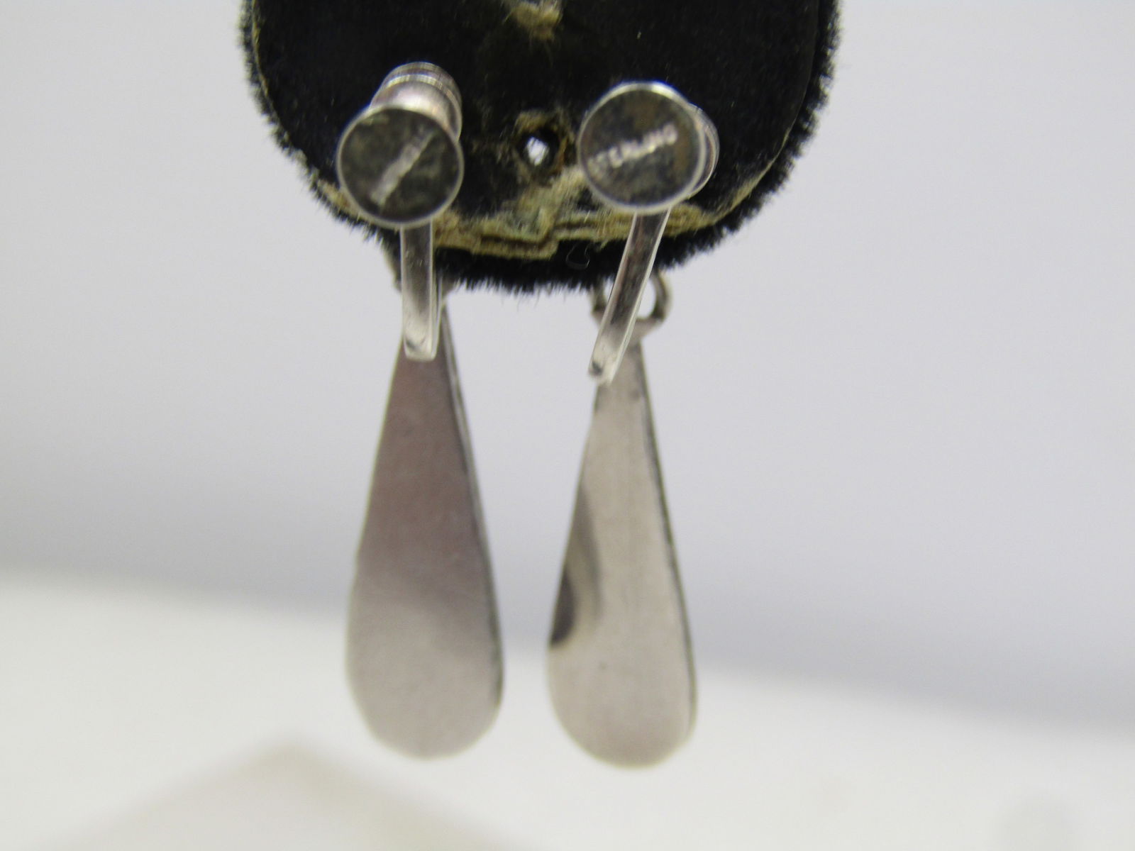 Vintage Sterling Southwestern Coral Earrings, Screwback, Snake Eyes, 1960's-1970's - 3