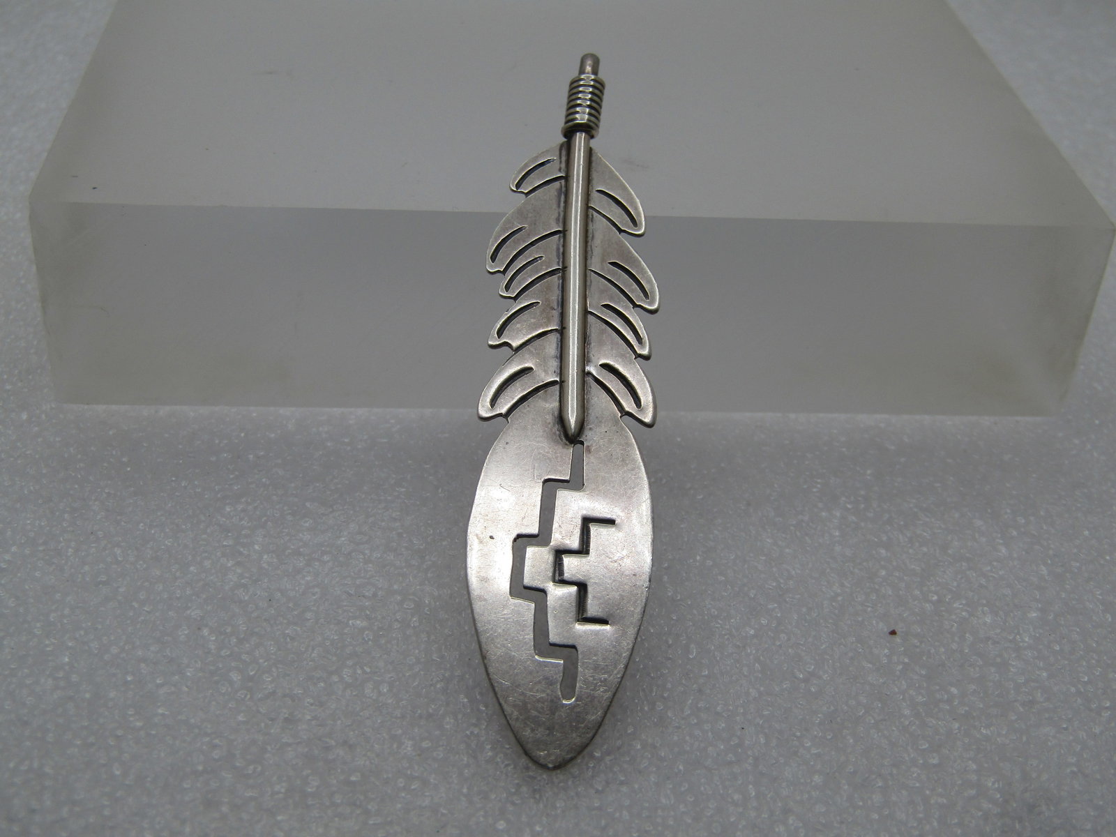 Vintage Sterling Native American Navajo Joe Delgarito/E. Willie Feather Sterling Silver Pendant, (1 of 5)