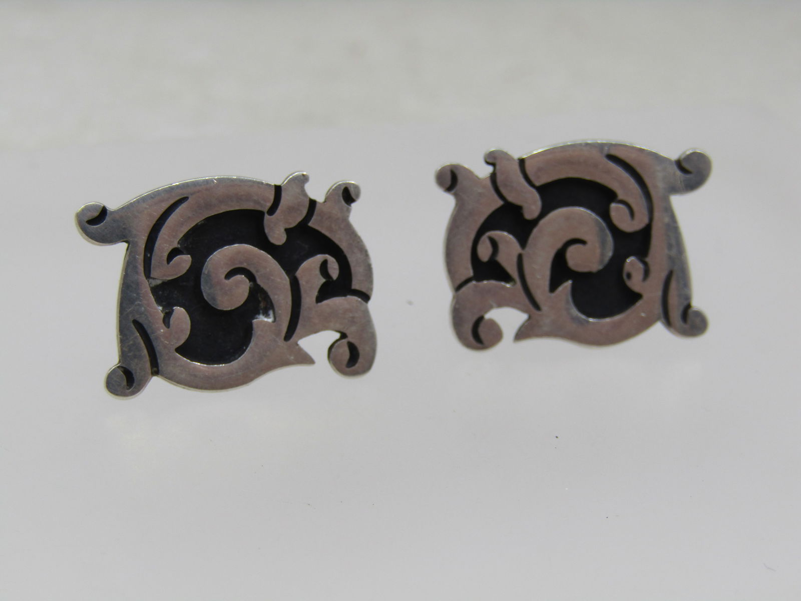 Vintage Sterling Taxco Scrolled Earrings, Screwback, 1960's-1970's (1 of 6)