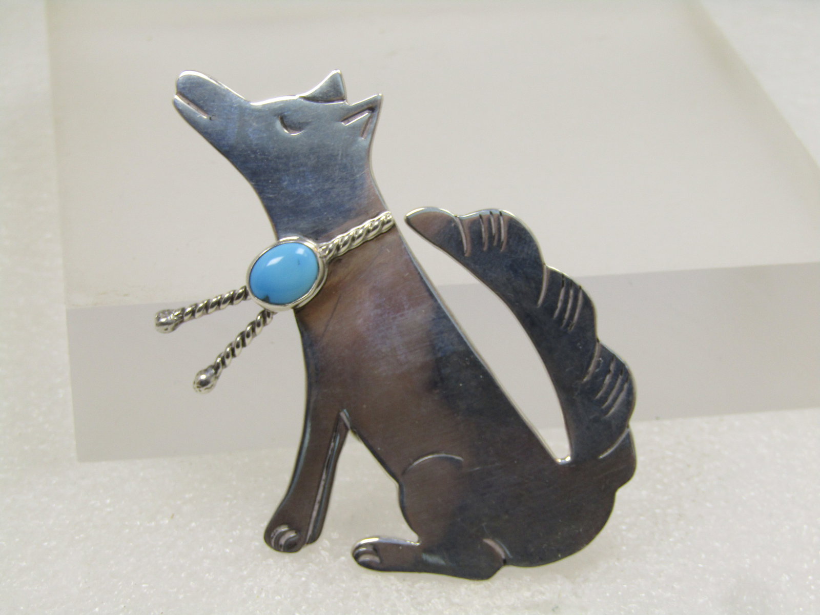 Vintage Sterling Southwestern Wolf With Turquoise, Bolo/Slide Pendant, 1980's-1990's: Title: Vintage Sterling Southwestern Wolf With Turquoise, Bolo/Slide Pendant, 1980's-1990's Description: Vintage Sterling Wolf With Turquoise, Bolo/Slide Pendant, 1980's-1990's. Southwestern. This is