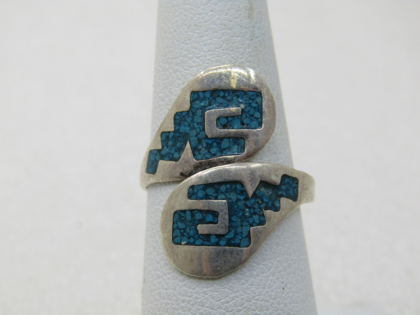 Vintage Sterling Silver Inlaid Turquoise Ring, Bypass, Mexico, Signed TC-299: Title: Vintage Sterling Silver Inlaid Turquoise Ring, Bypass, Mexico, Signed TC-299 Description: Vintage Sterling Silver Inlaid Turquoise Ring, Bypass, Mexico, Signed TC-299, Sz. 7, can be adjusted