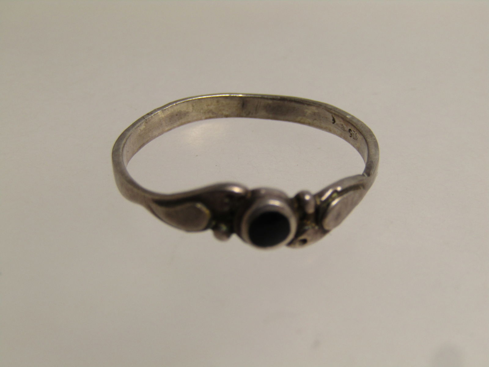 Vintage Sterling Southwestern Onyx Ring, Sz. 7.5. 1960's-1970's. - 5