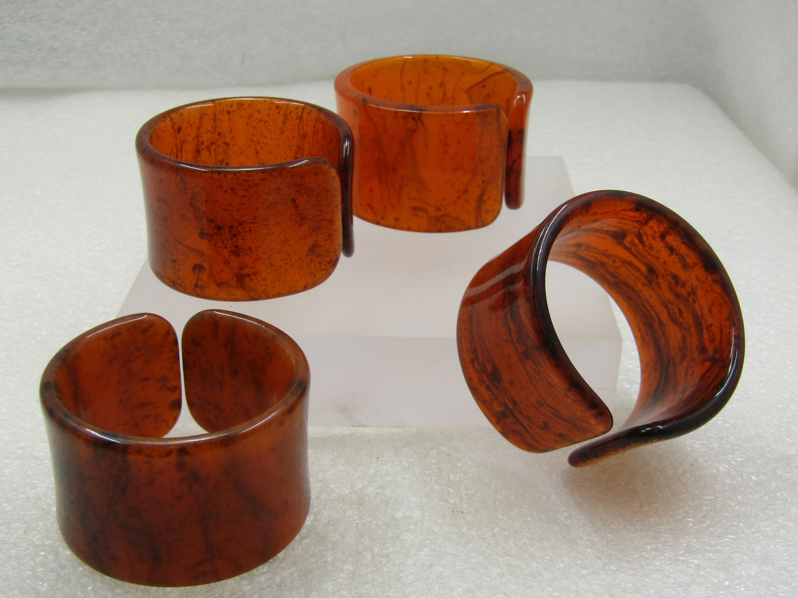 Vintage Faux Tortoiseshell Napkin Rings, Set of 4, 1.25" wide (1 of 4)