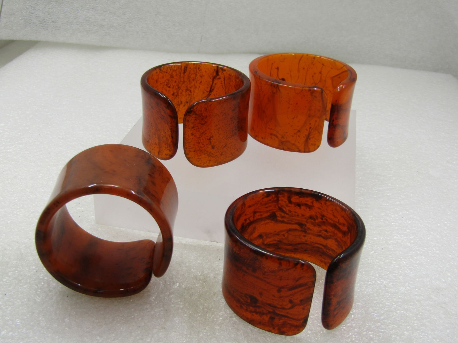 Vintage Faux Tortoiseshell Napkin Rings, Set of 4, 1.25" wide - 4