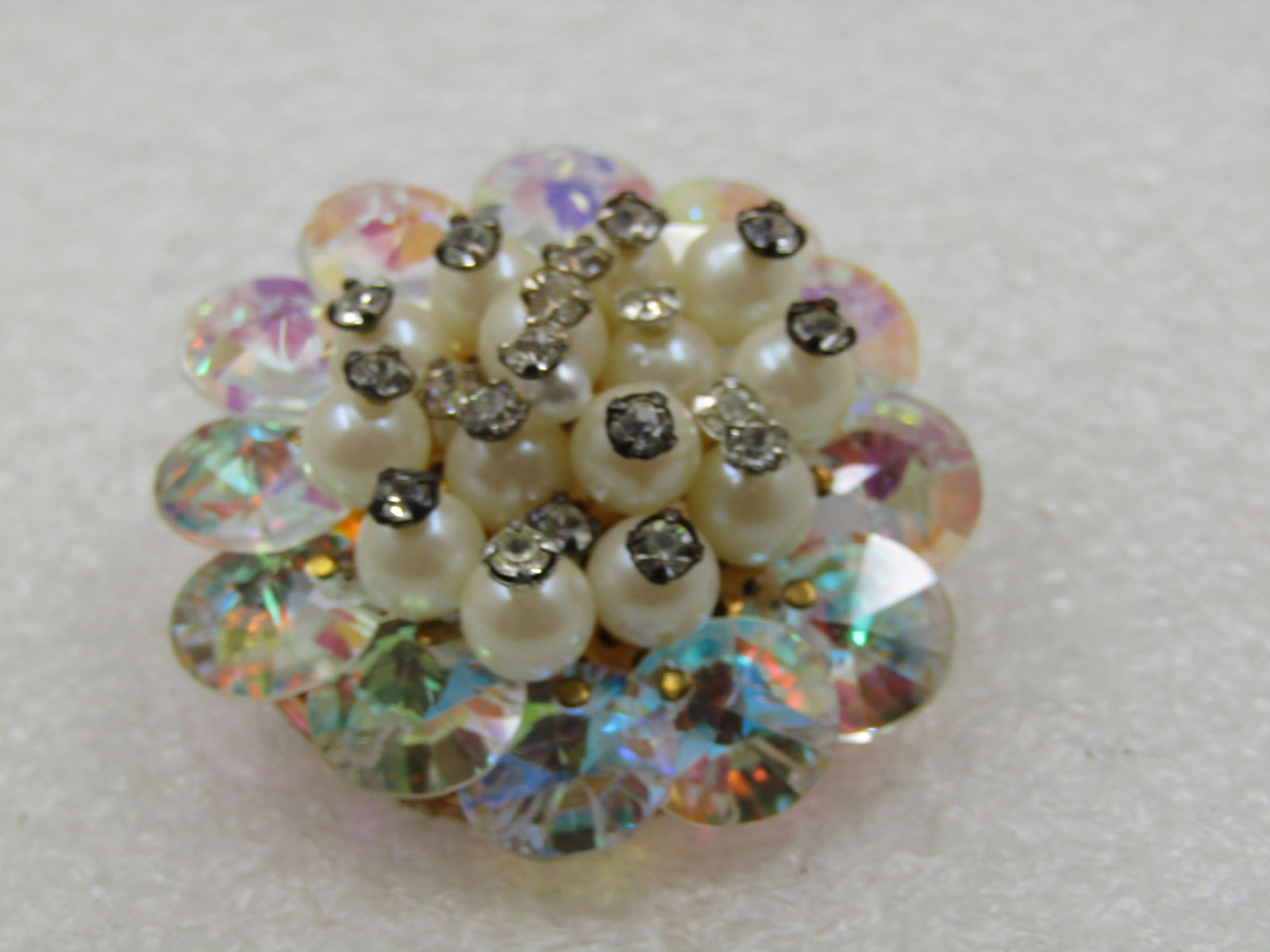 Vintage Rhinestone & Faux Pearl Round Brooch, Aurora Borealis, 1950's- 1960's - 3