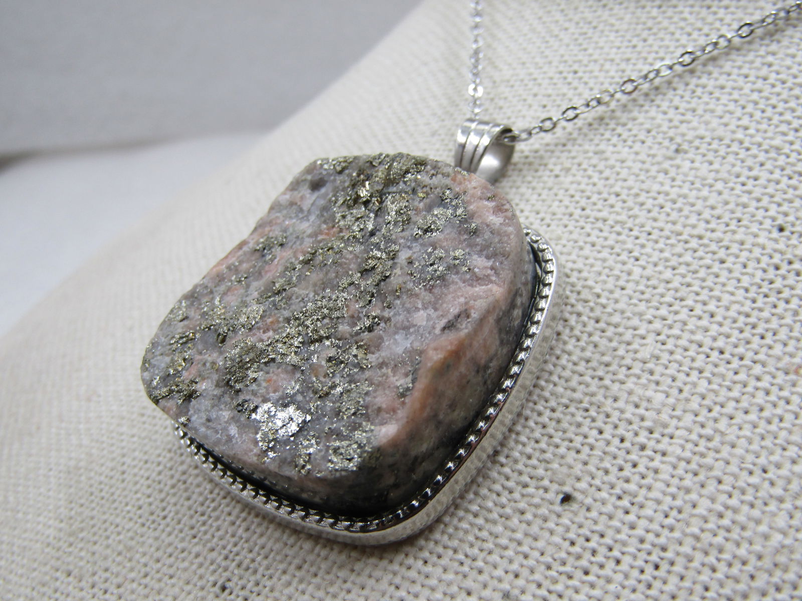 Vintage Drusy Quartz Necklace, 21" Silver Tone Chain - 4