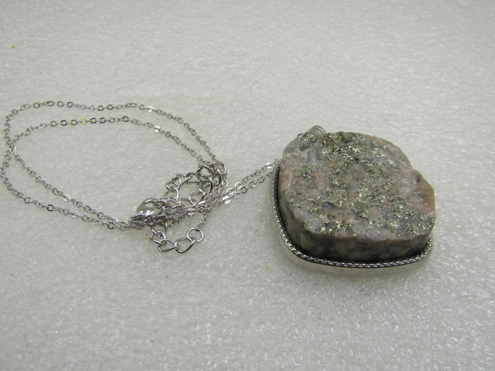 Vintage Drusy Quartz Necklace, 21" Silver Tone Chain - 6