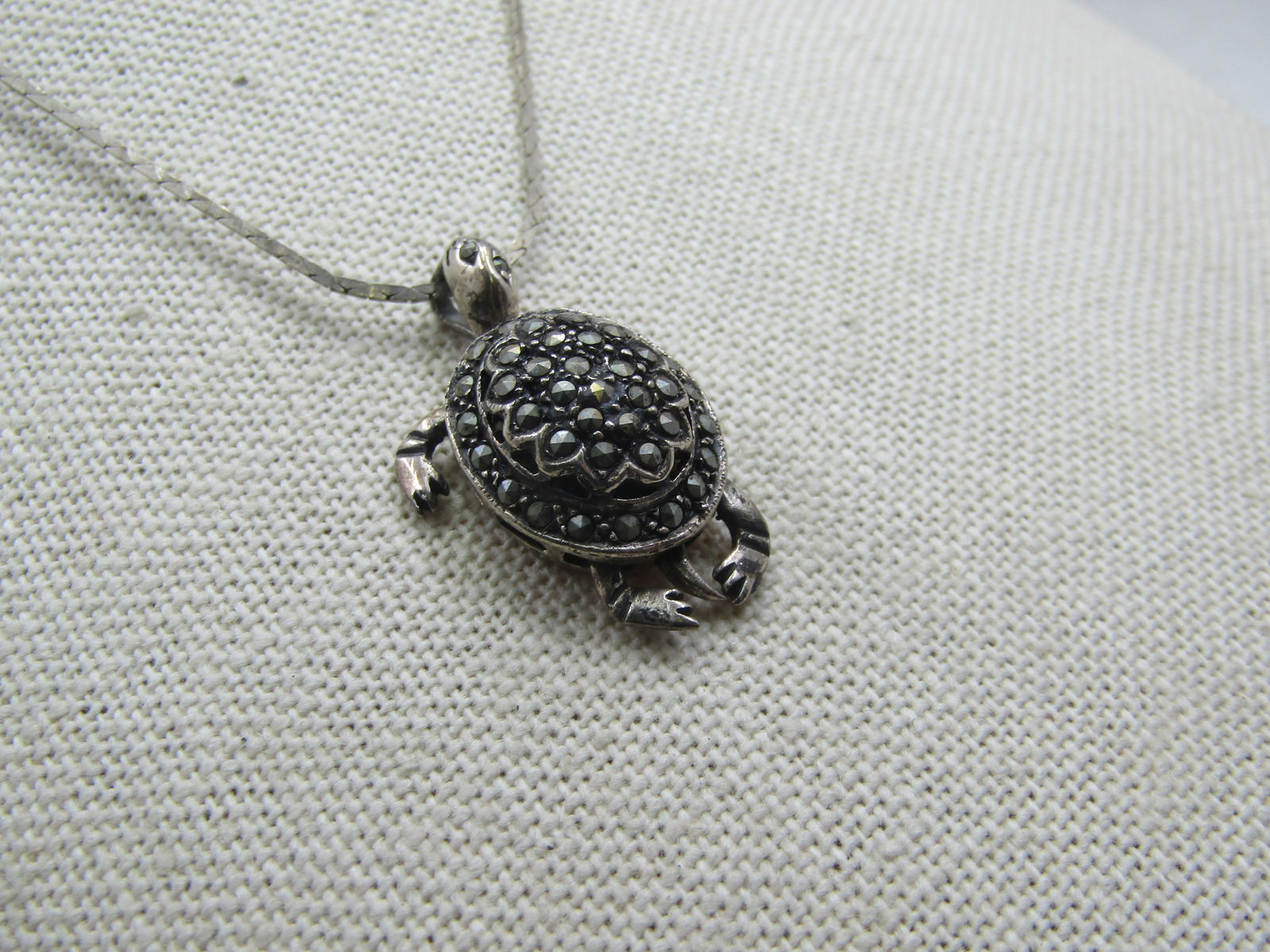 Vintage Sterling Articulated Marcasite Turtle Pendant on 24" Chain - 2