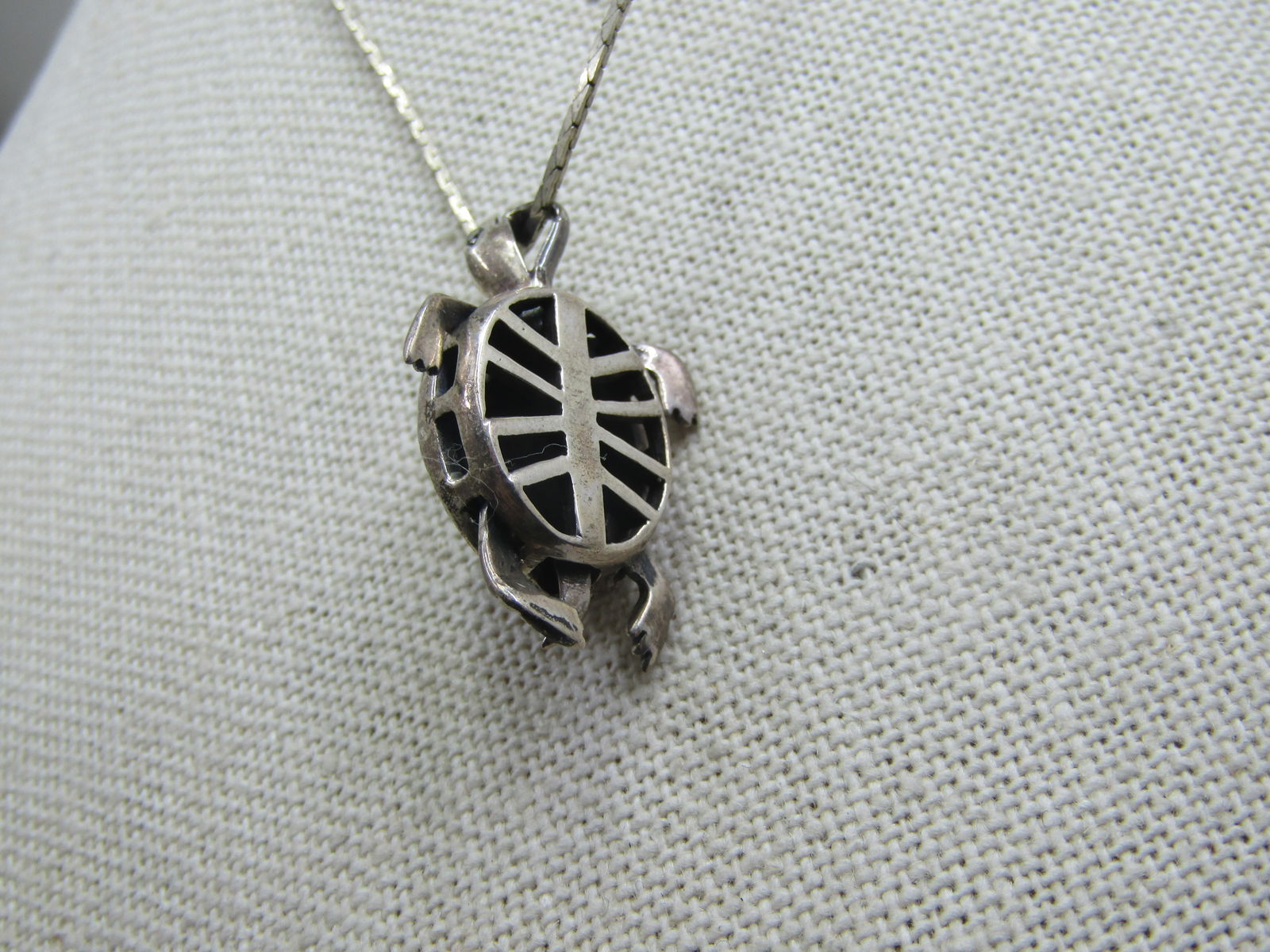 Vintage Sterling Articulated Marcasite Turtle Pendant on 24" Chain - 5