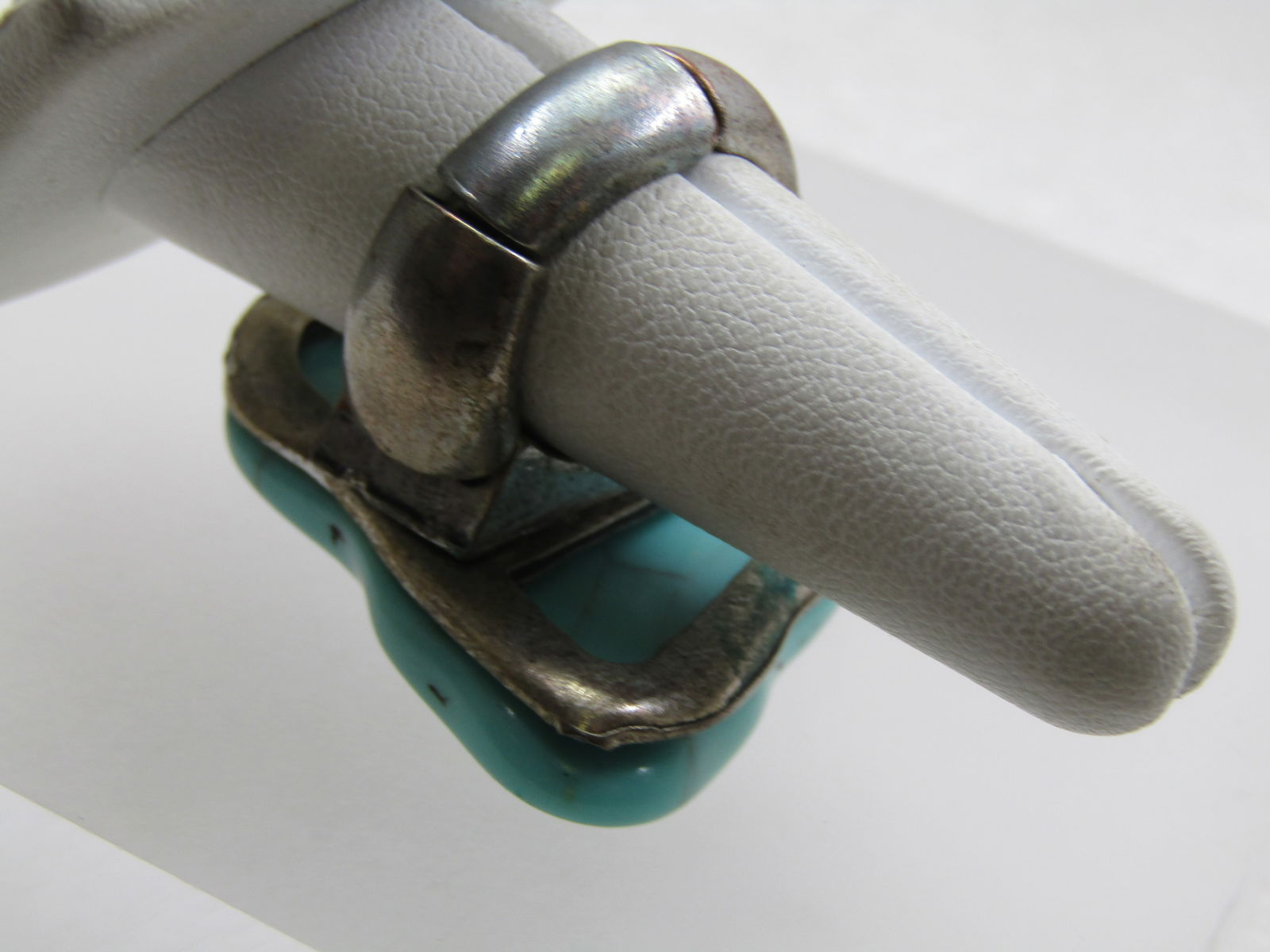 Vintage Faux Turquoise Stretch Ring, Sz. 8 and Higher - 3