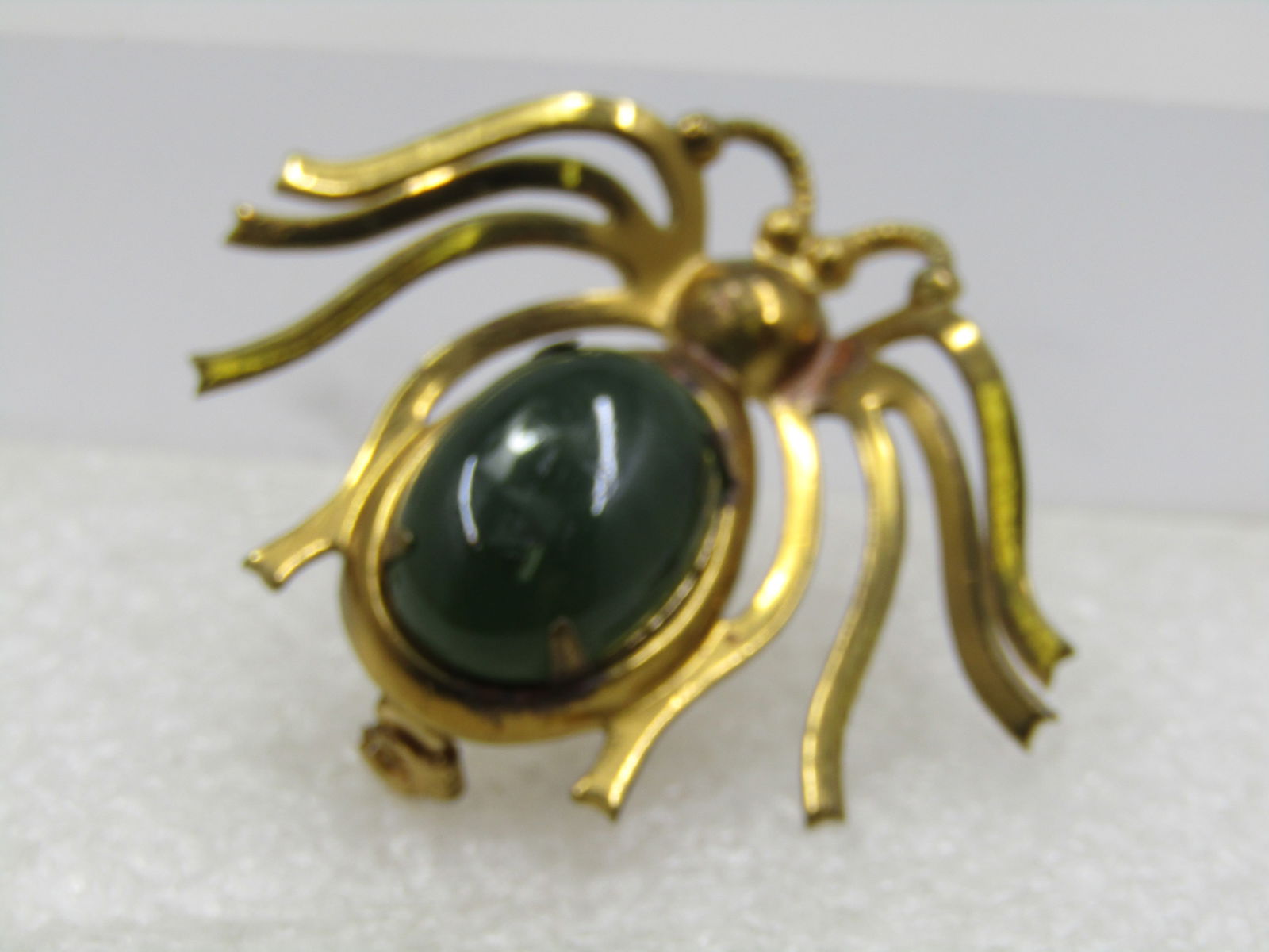 Vintage Jadeite Spider Brooch, 1950's-1960's (1 of 5)
