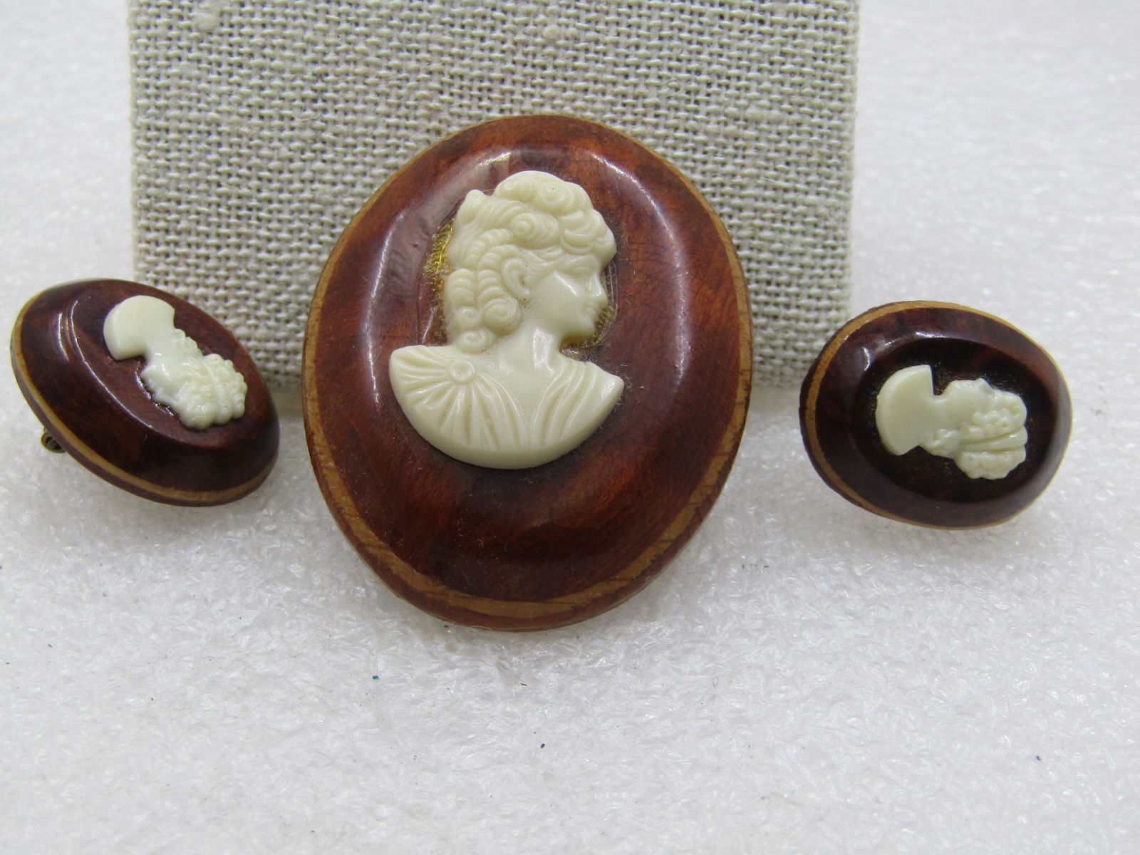 Vintage Wooden Cameo Brooch & Clip Earrings, 1940's-1950's - 2