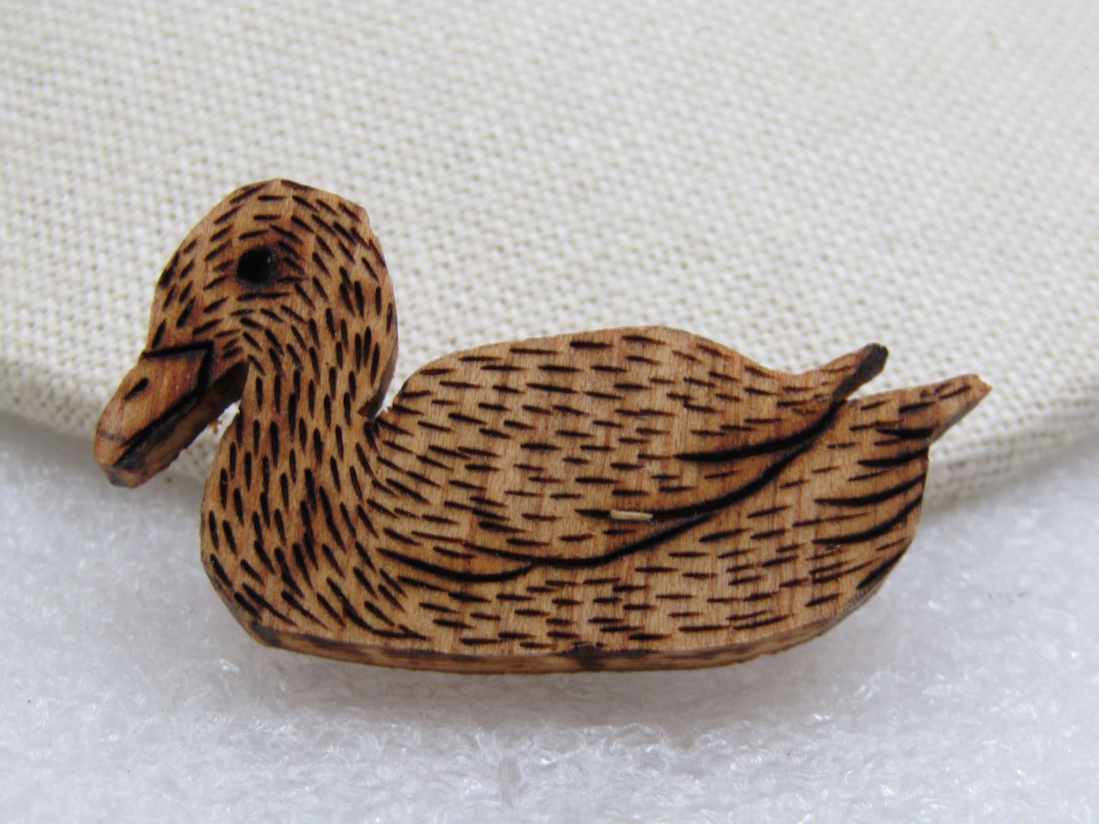 Vintage Wood Burned Duck Brooch, Hand Made, 1989, Signed - 3