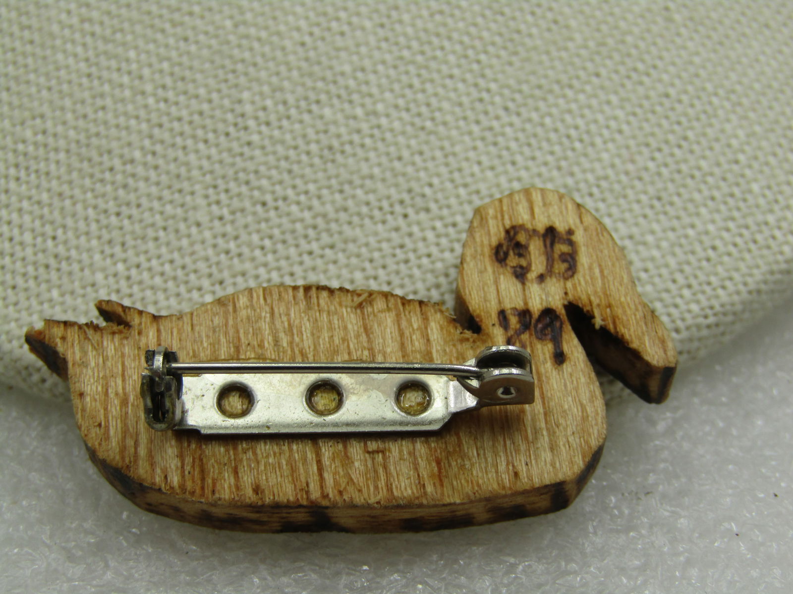 Vintage Wood Burned Duck Brooch, Hand Made, 1989, Signed - 4