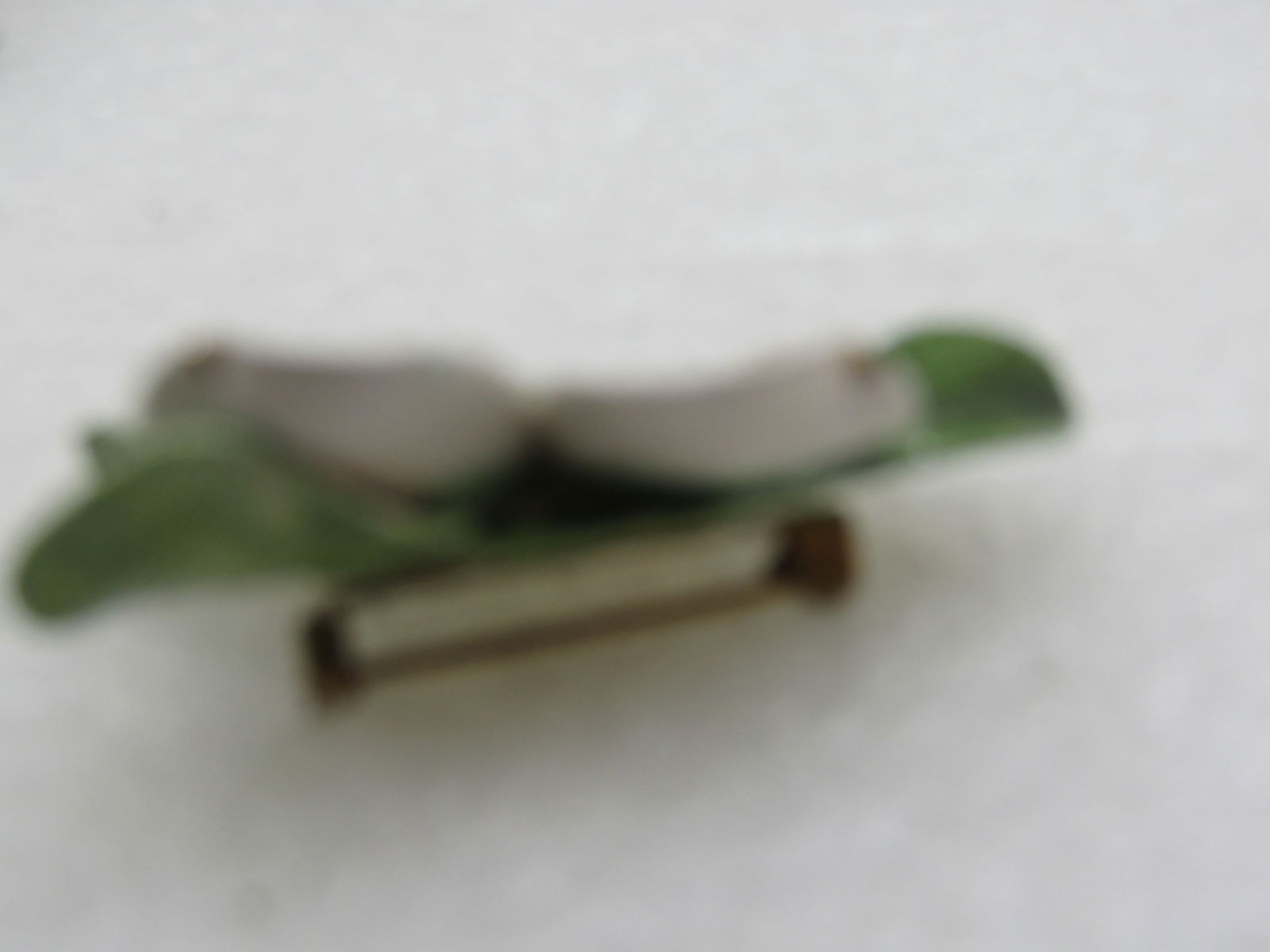 Vintage Handmade Porcelain Dogwood Blossom Brooch, Mid-Century - 6