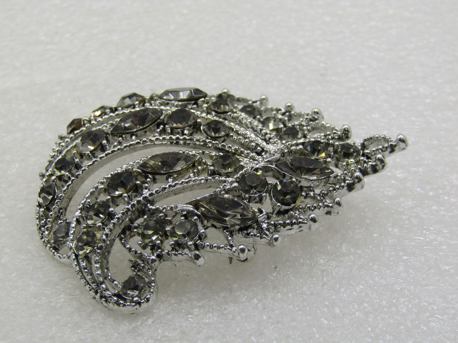 Vintage 1960's Smoky Rhinestone Brooch, 2.5" - 4